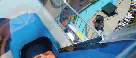 Toboggan aquatique