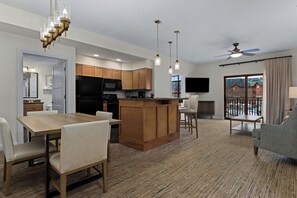Standard Room, 1 Bedroom | Living area