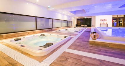 Zenia Hotel & Spa