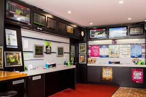 Lobby - Edgewater Hotel (Devonport)