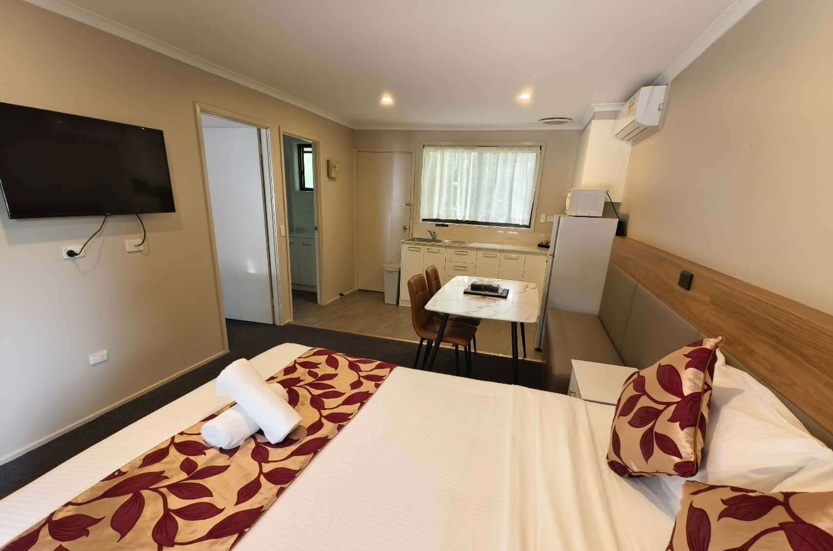 Ropa de cama de alta calidad y escritorio 