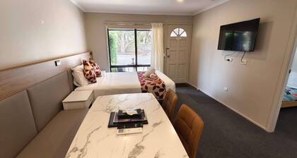 The Coachman Motel & Units