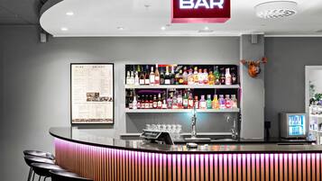 Bar (en la propiedad)