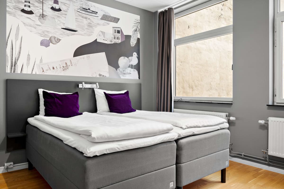 Superior-Zimmer, 2 Einzelbetten, Nichtraucher | Pillowtop-Betten, Schreibtisch, kostenloses WLAN, Bettwäsche