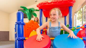 Children’s play area – indoor