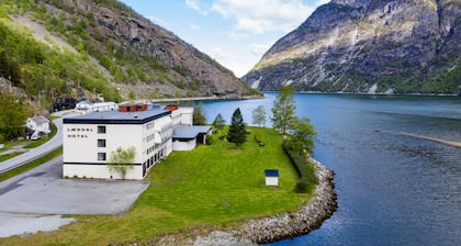 Lærdal Hotel