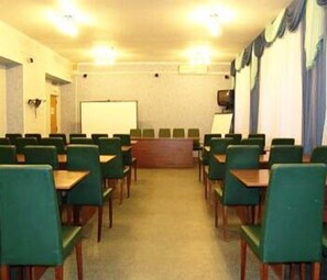 Meeting facility - Kozatskiy on Antonova (Kyiv)