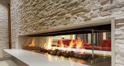 Mantra Charles Hotel Launceston