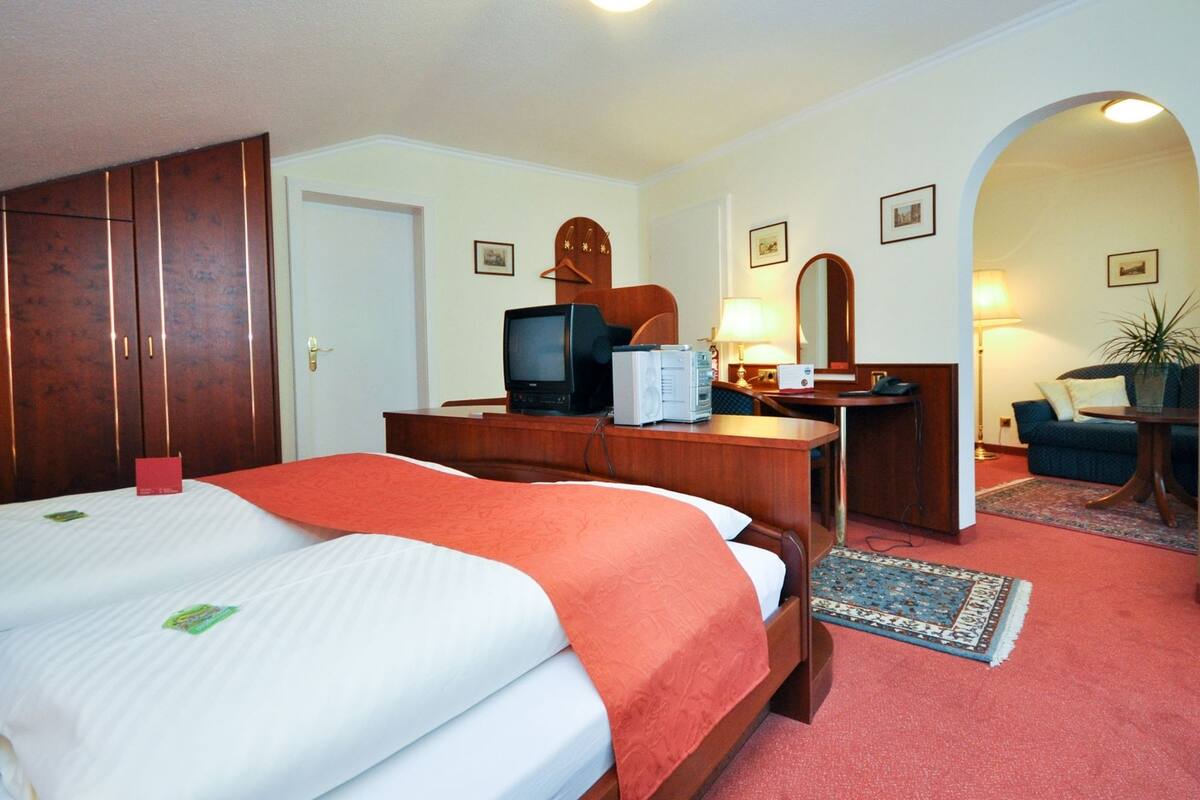 Minibar, in-room safe, individually furnished, desk