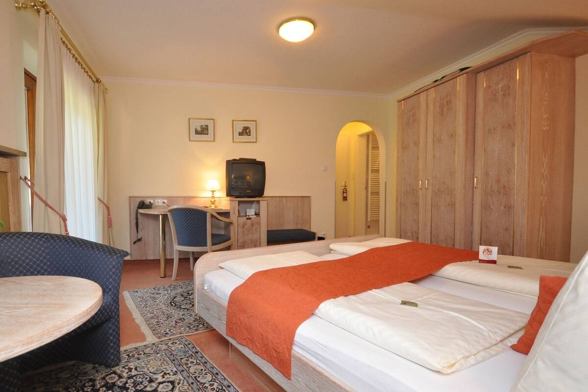 Minibar, in-room safe, individually furnished, desk