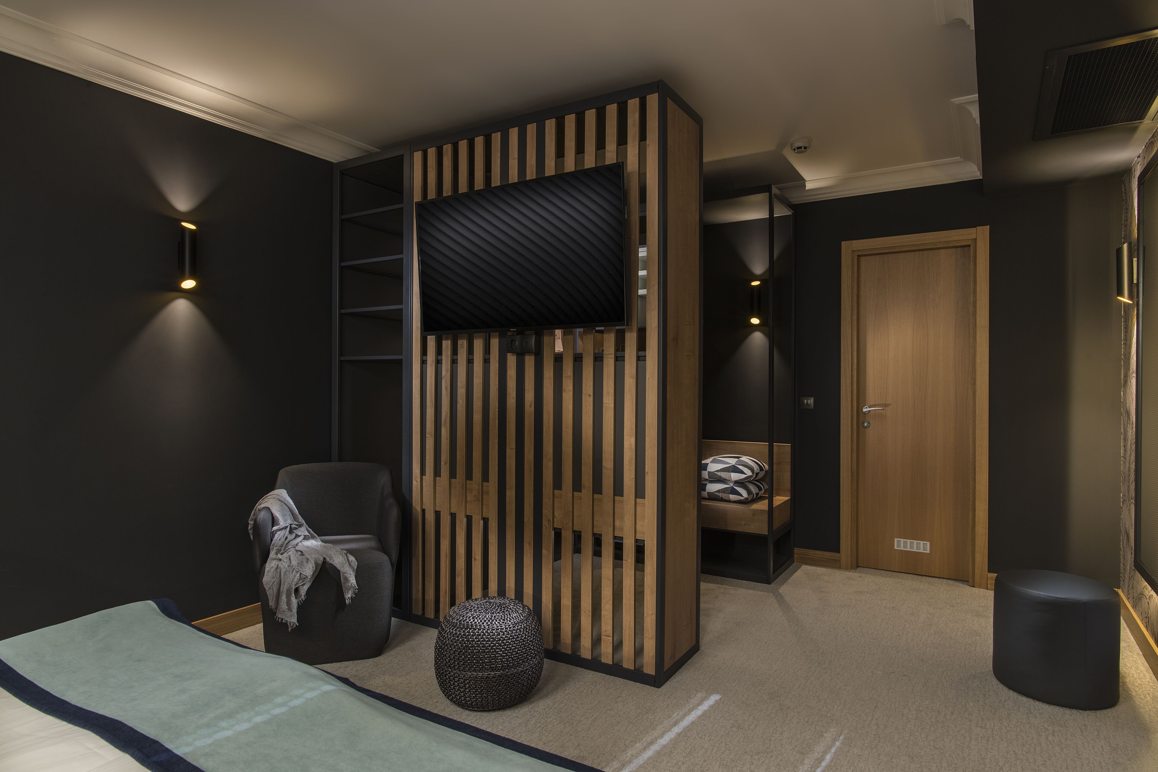 minibar, in-room safe, blackout curtains, soundproofing