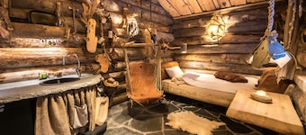 Engholm Husky Design Lodge