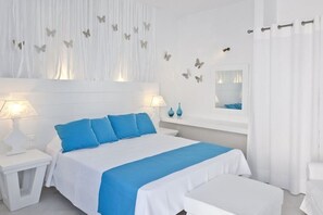 ตู้นิรภัยในห้องพัก, โต๊ะทำงาน, Wi-Fi ฟรี, ผ้าปูที่นอน