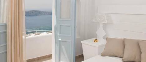 In-room safe, desk, free WiFi, bed sheets