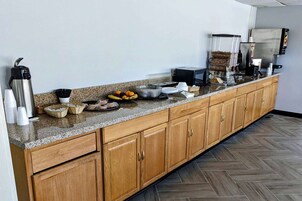 Free daily full breakfast