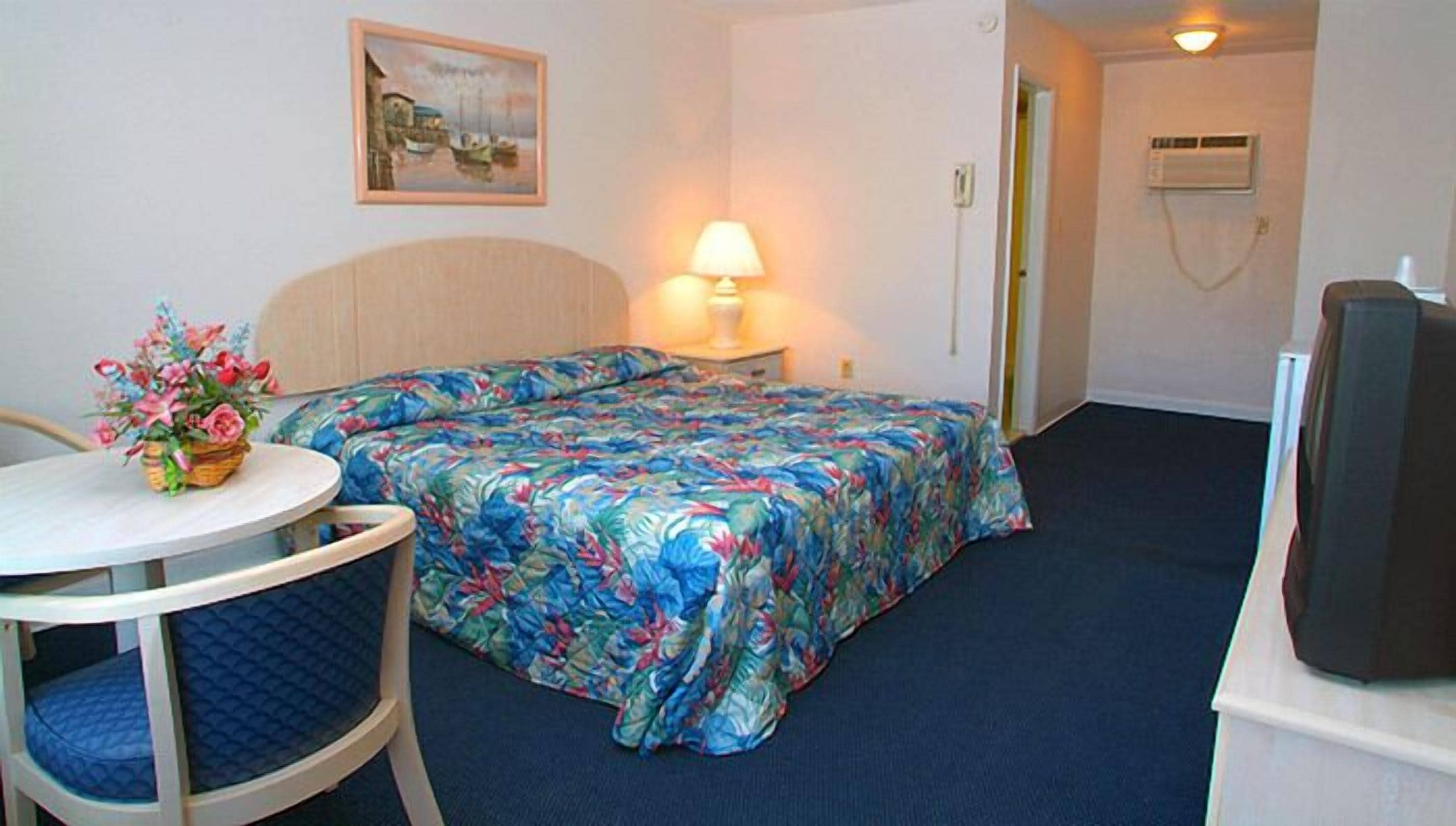 Foto - Quarterdeck Motel