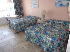 1 bedroom, individually furnished, free WiFi, bed sheets - Quarterdeck Motel (Wildwood)