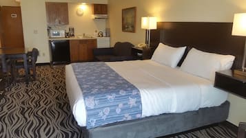 Standard Studio, Ocean View, Oceanfront (Not Pet Friendly) | Private kitchenette | Fridge, microwave, coffee/tea maker