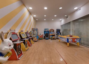 儿童活动区 - 室内