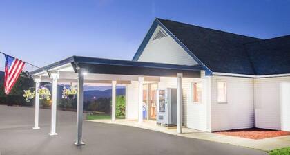 Lake George, Ny Travelodge