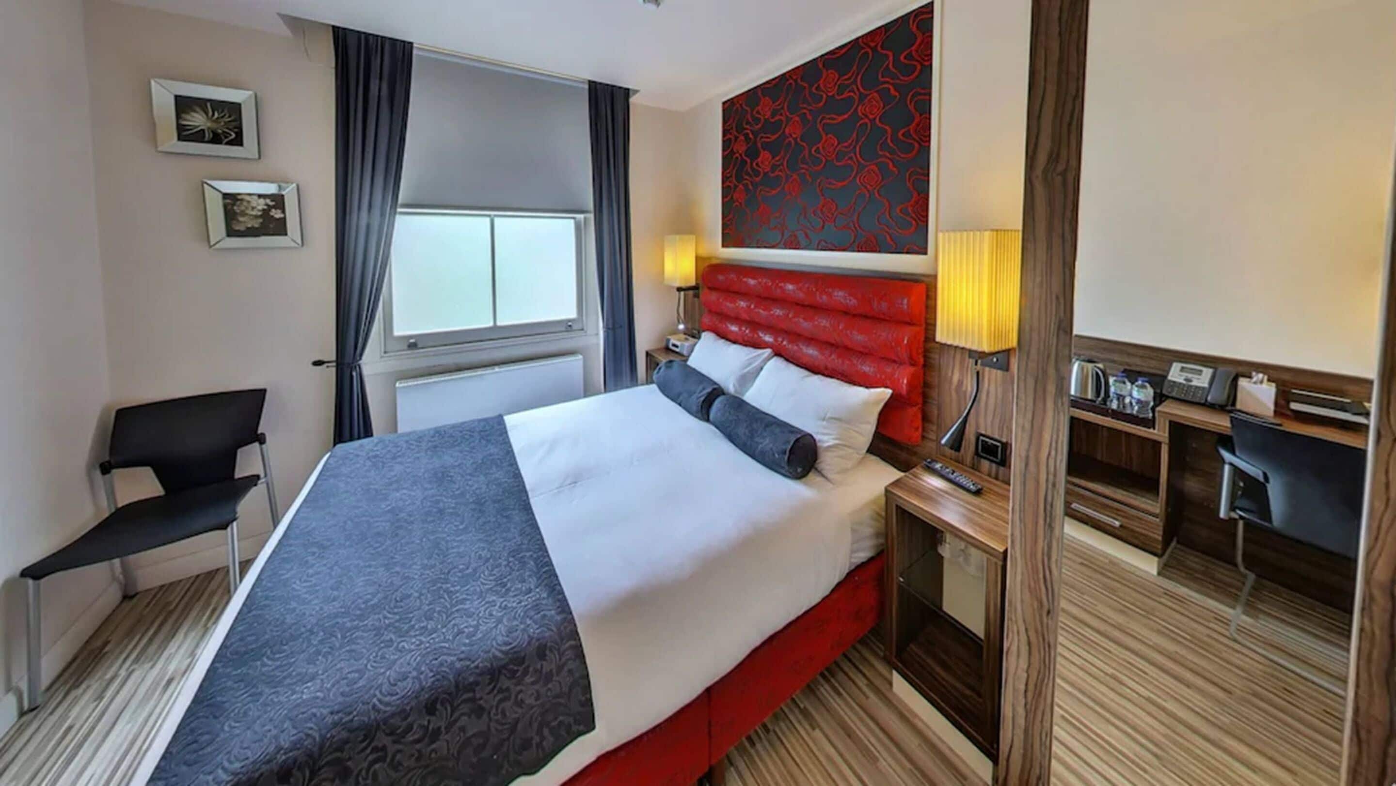 In-room safe, desk, iron/ironing board, free WiFi
