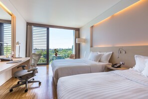 Habitación superior, 2 camas Queen size | Ropa de cama de alta calidad y edredón 