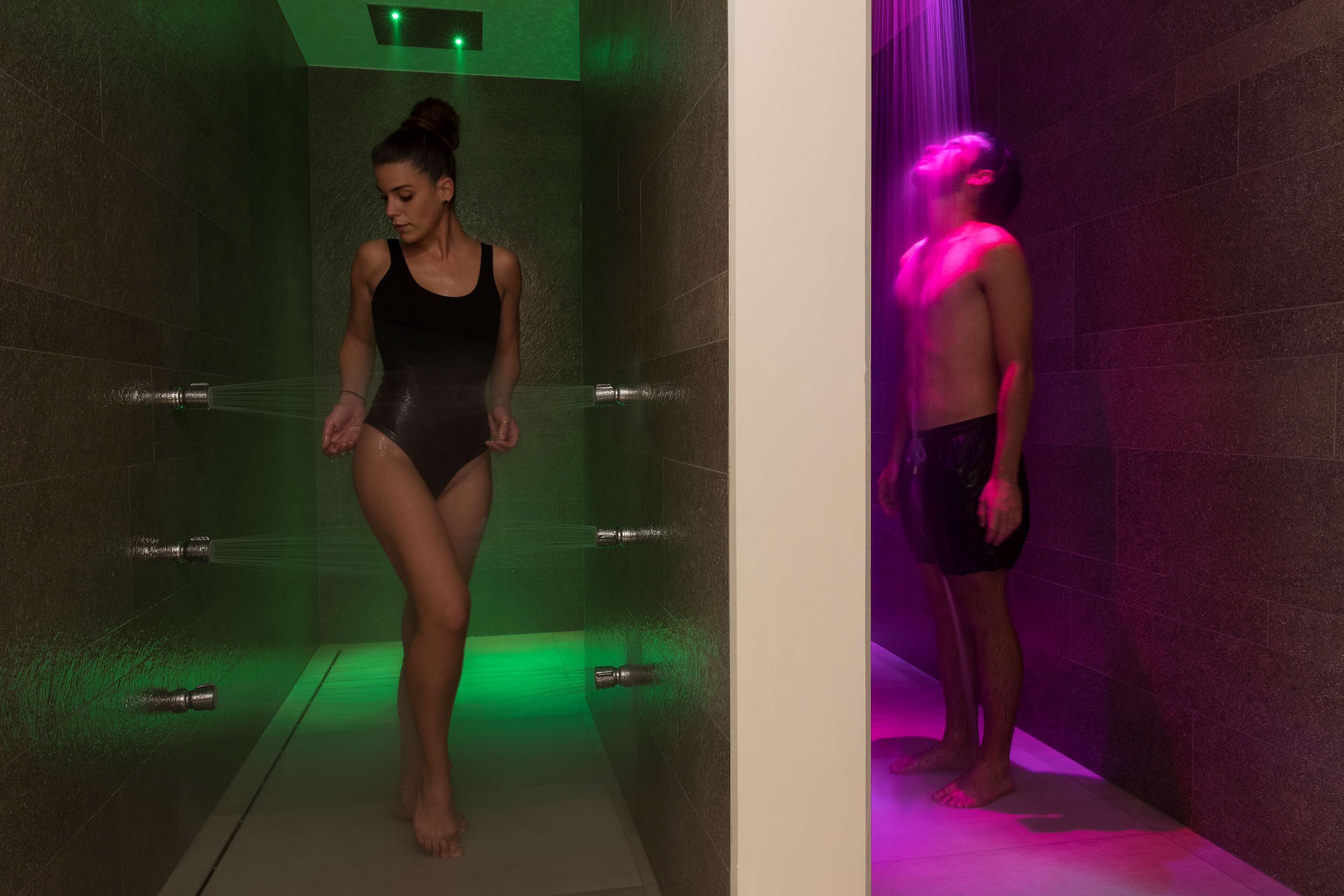 couples treatment room(s), sauna, hot tub, steam room, body treatments