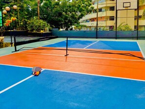 สนามกีฬา