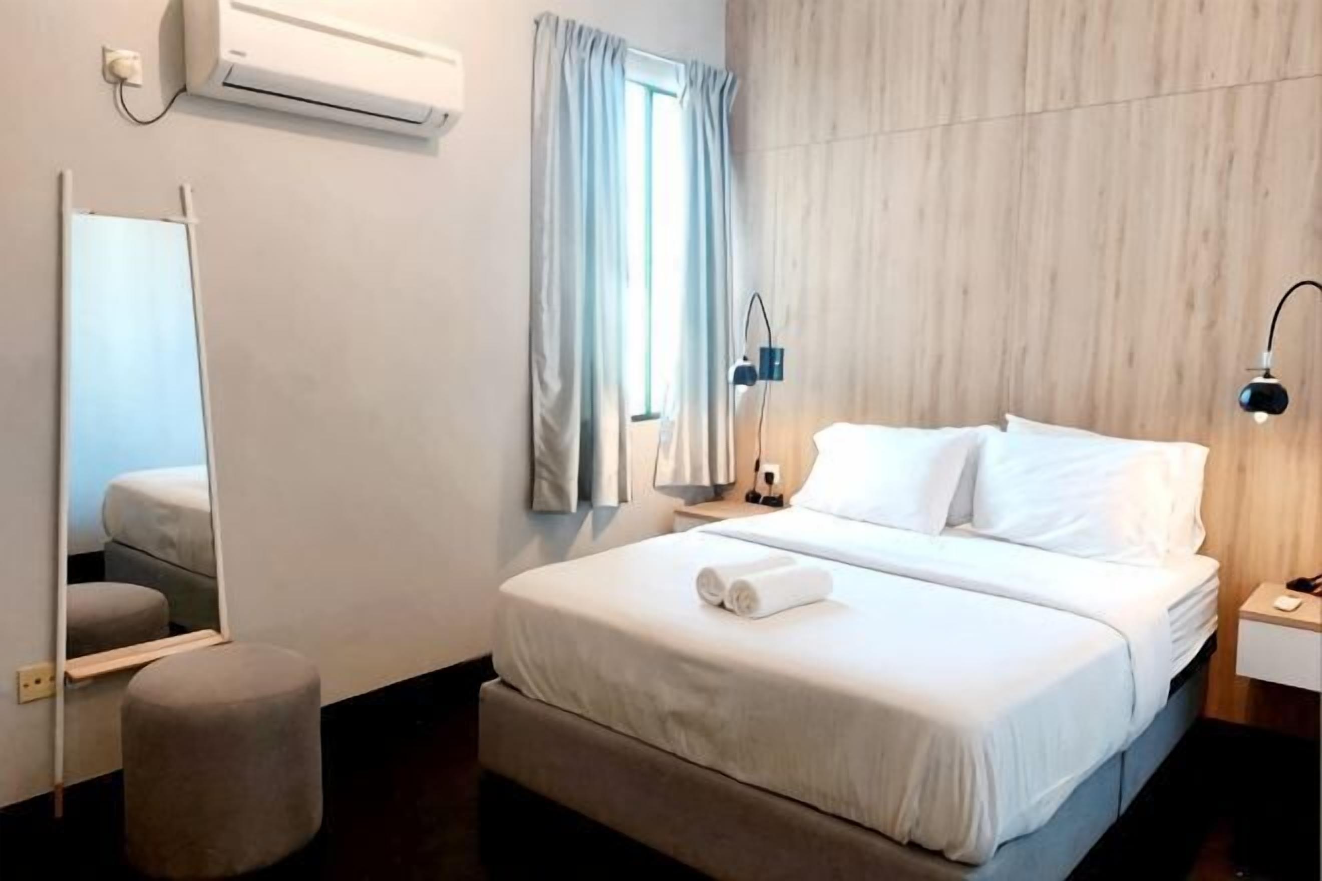 3 ห้องนอน, มินิบาร์, ตู้นิรภัยในห้องพัก, ตกแต่งพิเศษโดยเฉพาะ