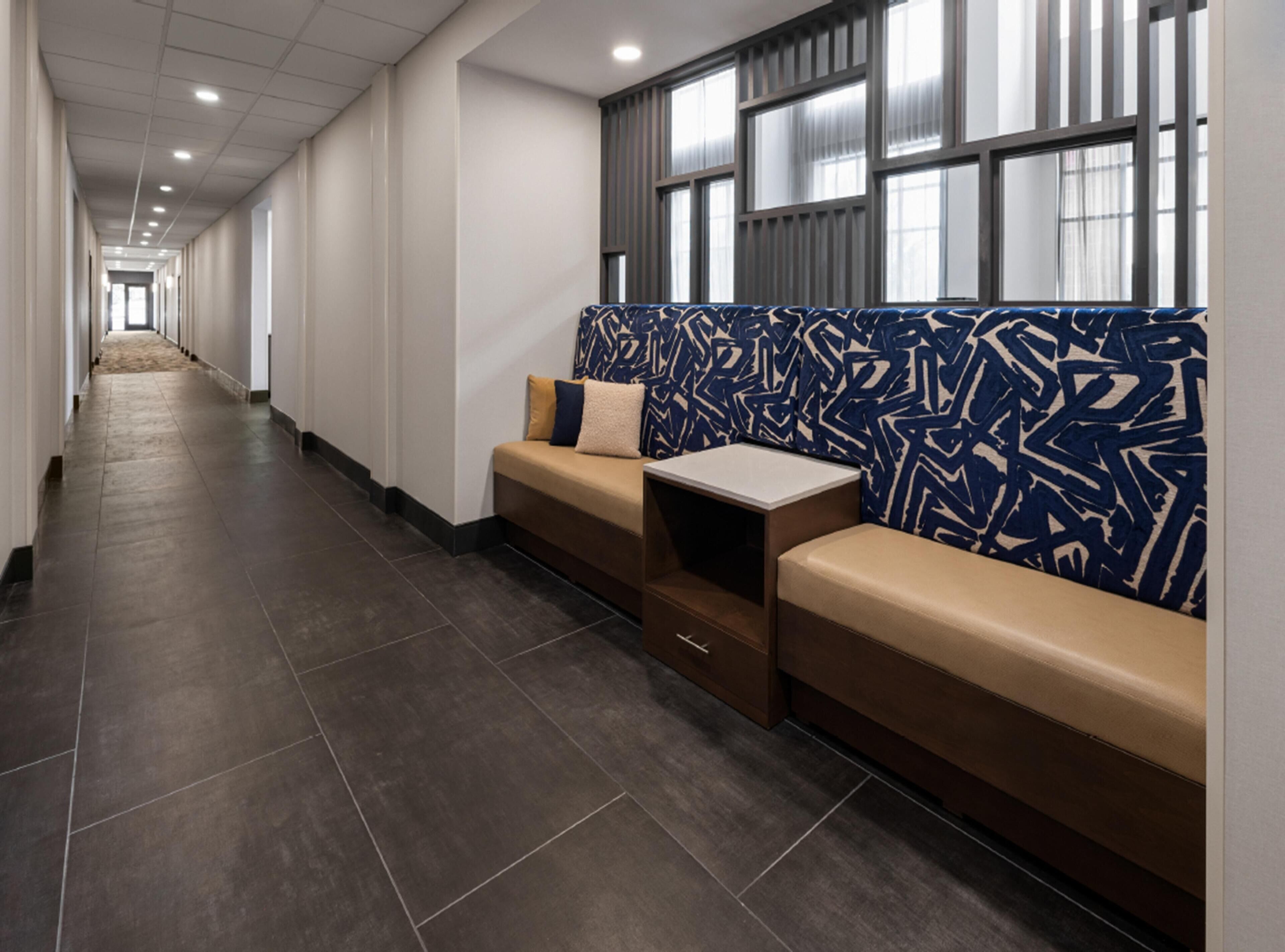 含每日吃到飽早餐