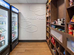 Snack bar - Hampton Inn & Suites Richmond/Glenside (Richmond)