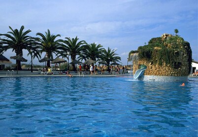 Aparthotel Acualandia