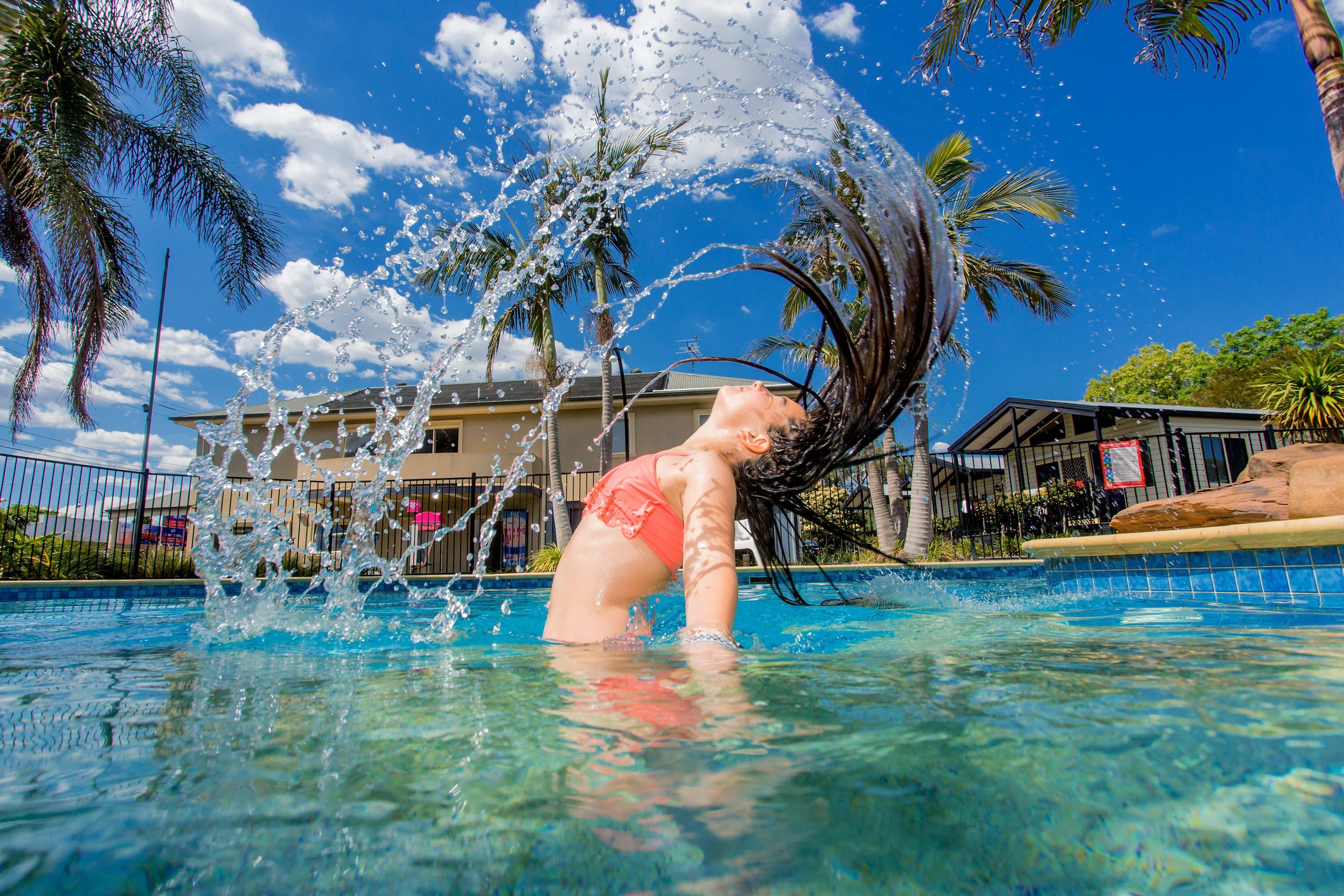 Außenpool, Liegestühle