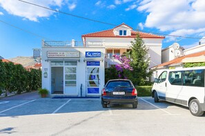 Front of property - Apartments & Rooms Buble (Trogir)