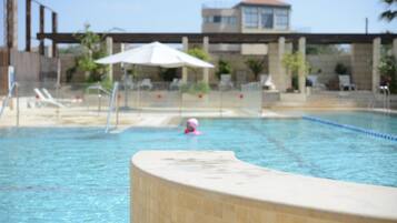 Piscina all'aperto