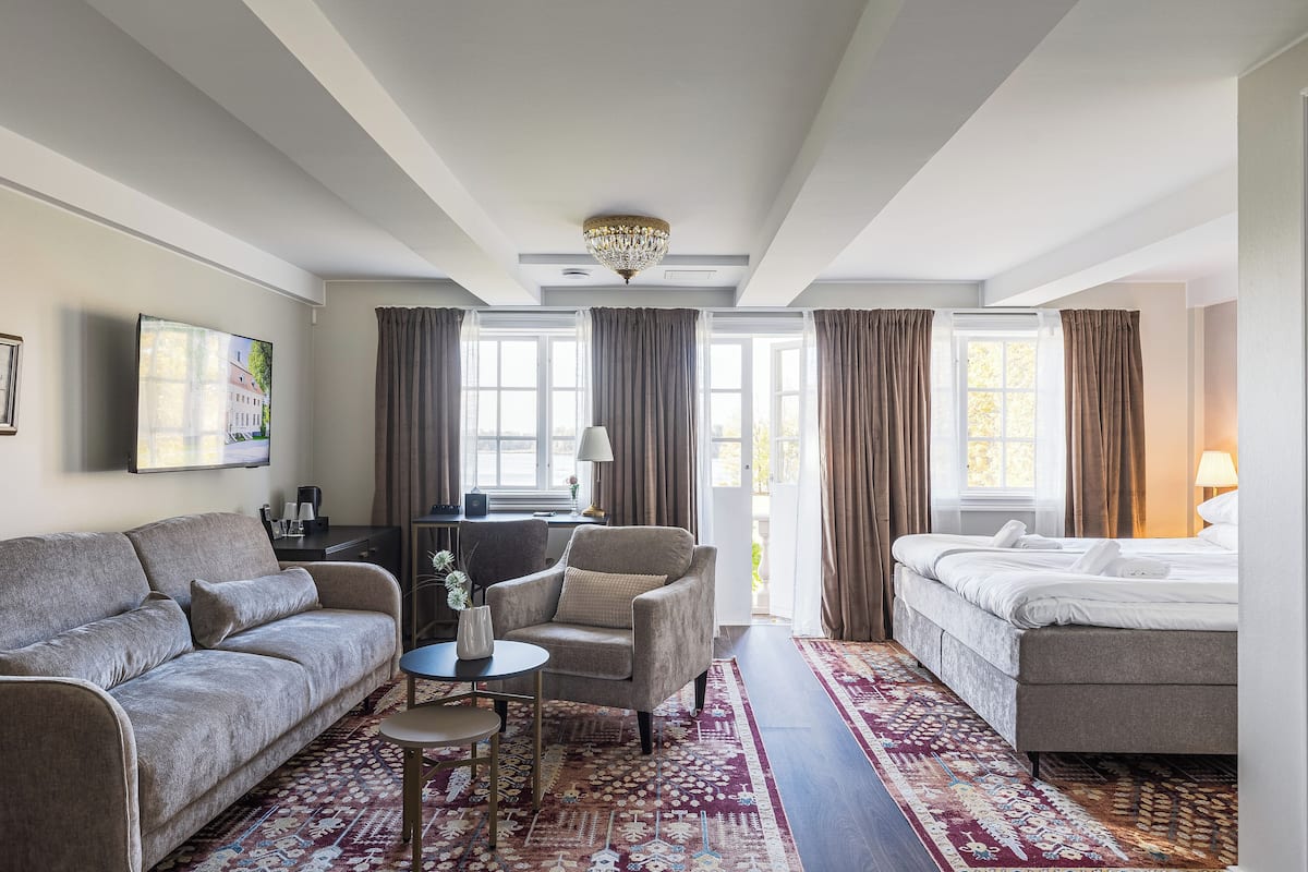 Deluxe Double Room | 2 sovrum, unika möbler, skrivbord och arbetsyta för laptop