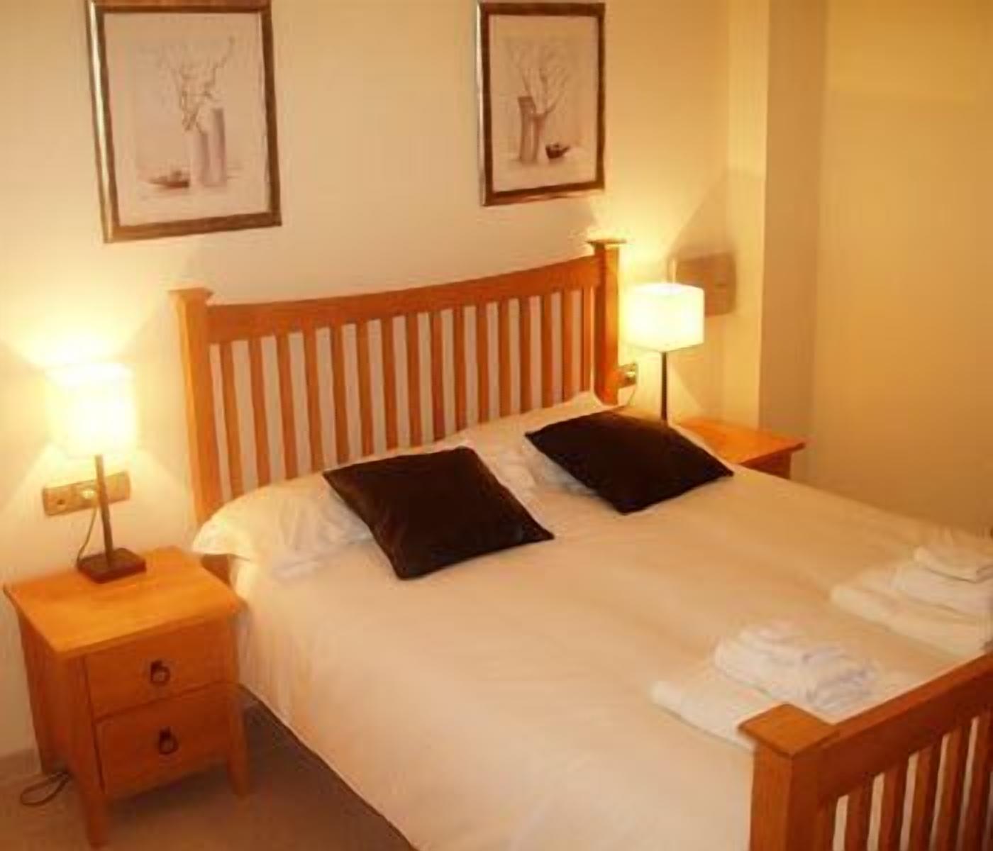 Villa, 3 Schlafzimmer | Bügeleisen/Bügelbrett, Babybetten, Zustellbetten, Bettwäsche