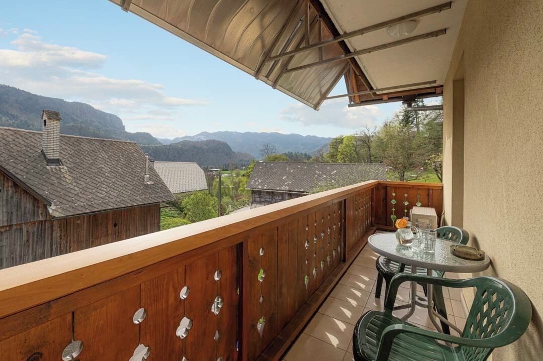 Comfort Tek Büyük Yataklı Oda, 1 Çift Kişilik Yatak, Balkon, Dağ Manzaralı | Balkon manzarası