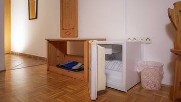 Triple Room, Balcony, Mountain View | 1 bedroom, desk, free WiFi, bed sheets