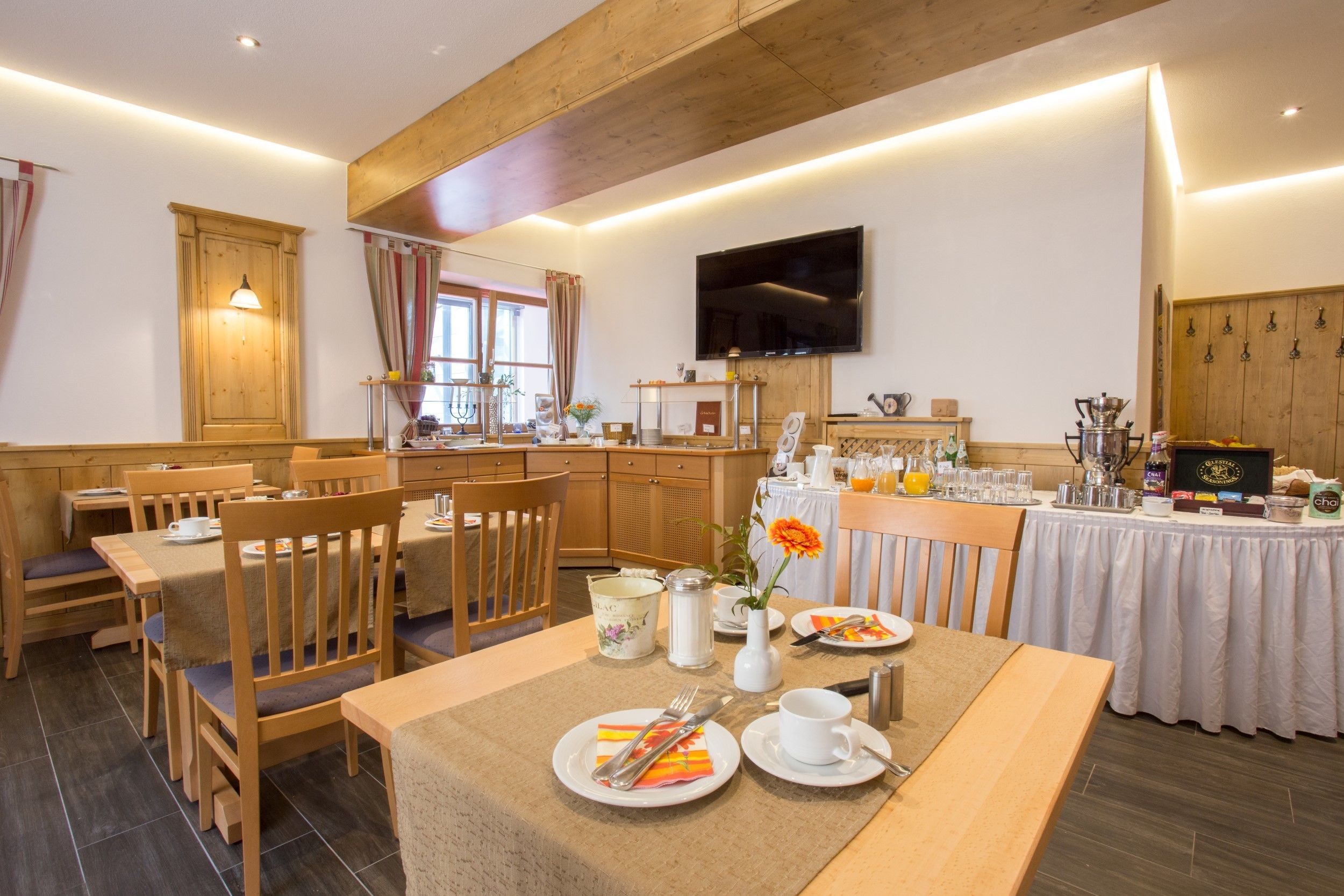 daily buffet breakfast (eur 10.00 per person)