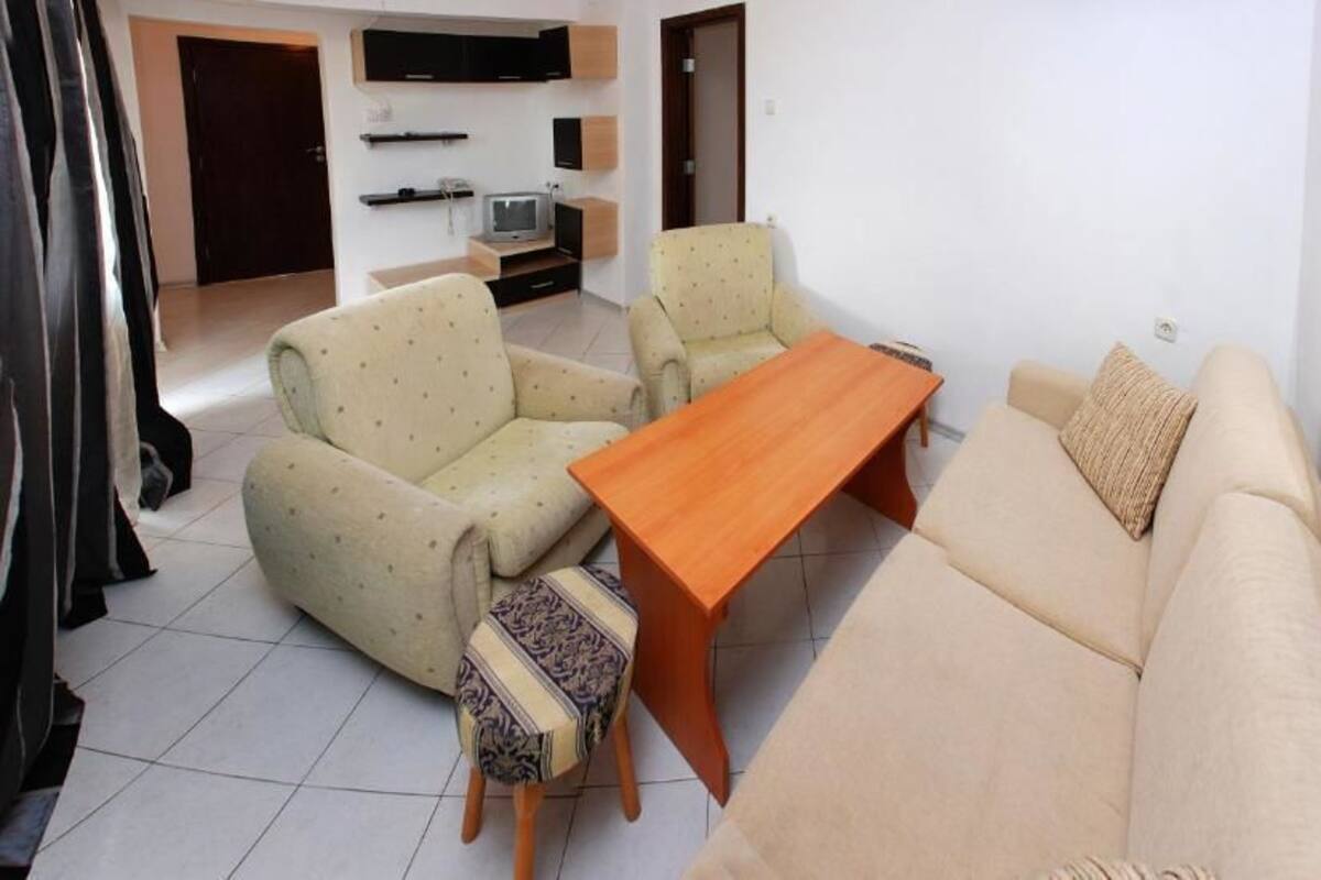 Standard-Apartment | Minibar, Zimmersafe, Schreibtisch, schallisolierte Zimmer