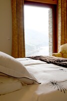 Minibar, in-room safe, desk, free cribs/infant beds