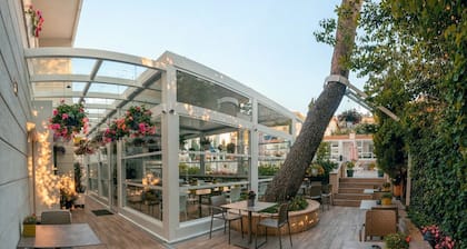 Ascot Hotel Buyukada