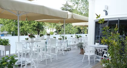 Ascot Hotel Buyukada