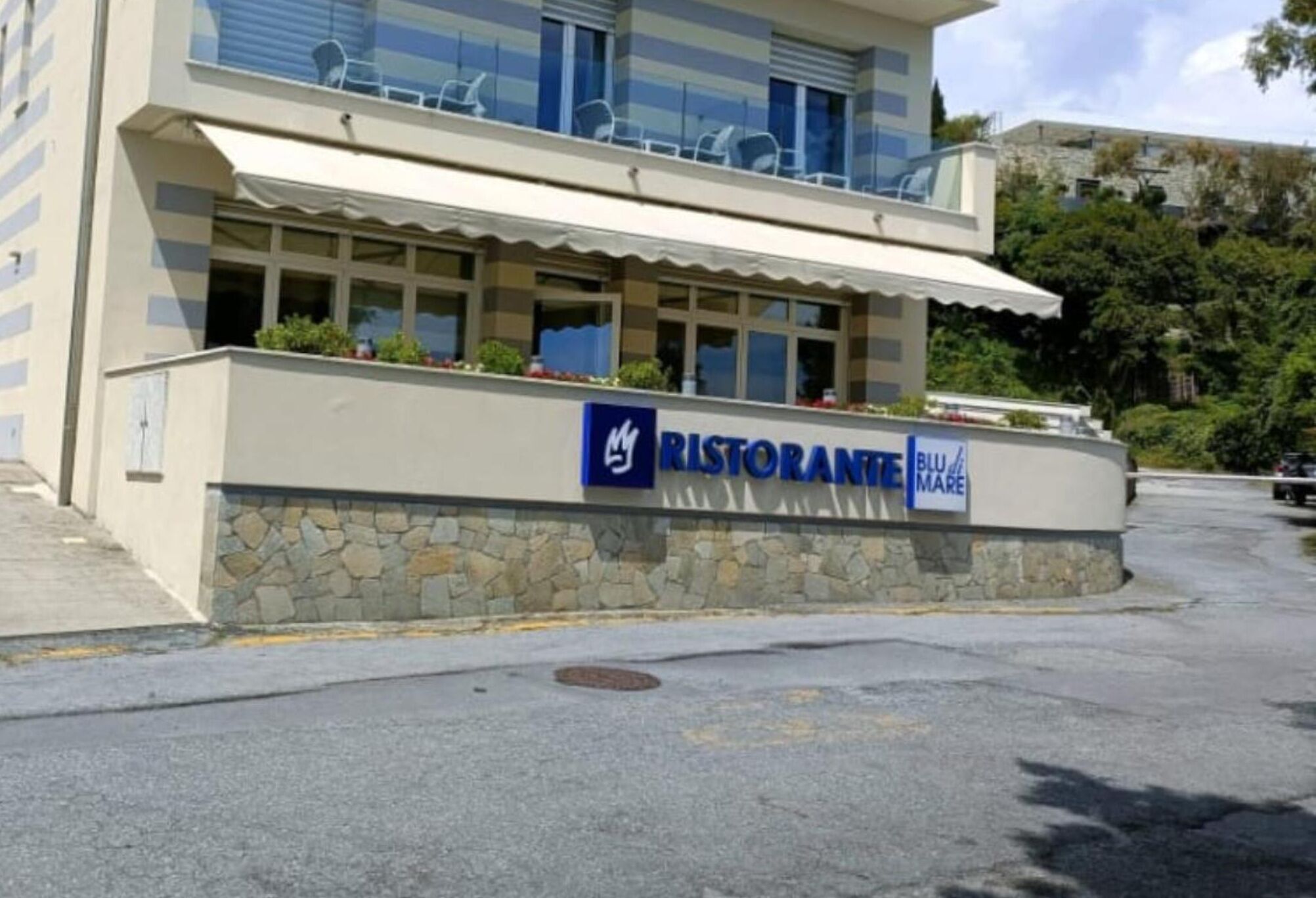 electric vehicle-charging station