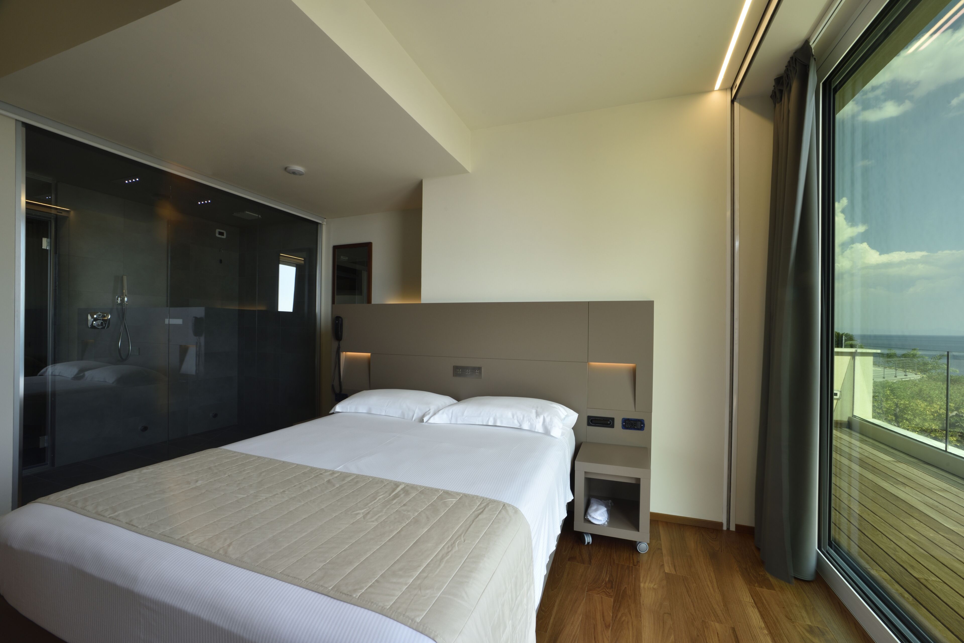 doppia superior stanze del blu | minibar, in-room safe, desk, soundproofing