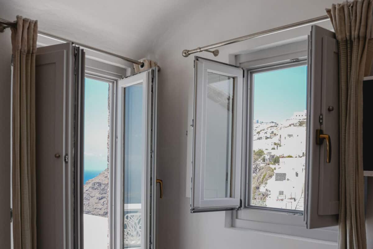 Junior Suite with Caldera View | เครื่องนอนระดับพรีเมียม, ตู้นิรภัยในห้องพัก, ห้องเก็บเสียง, Wi-Fi ฟรี