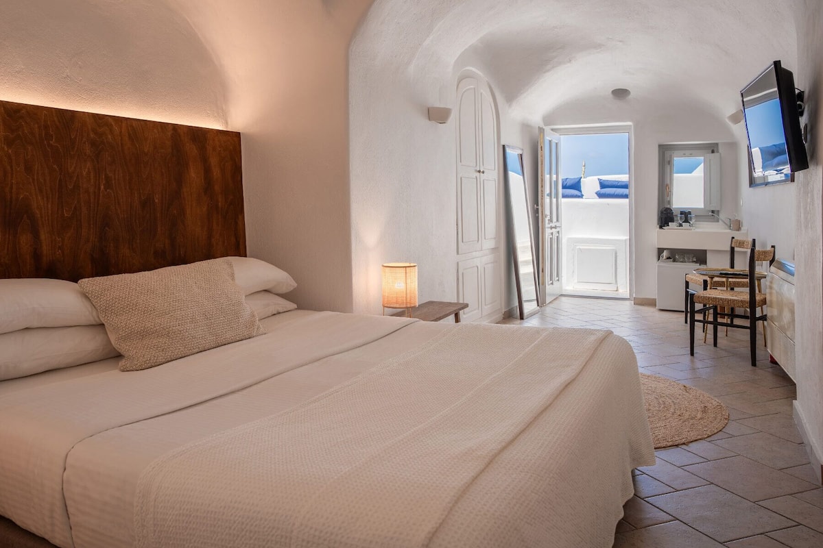 Cave Studio | เครื่องนอนระดับพรีเมียม, ตู้นิรภัยในห้องพัก, ห้องเก็บเสียง, Wi-Fi ฟรี