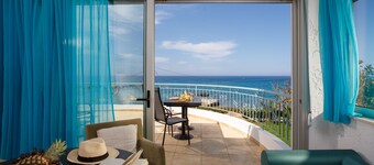 Romantica Beach Villas