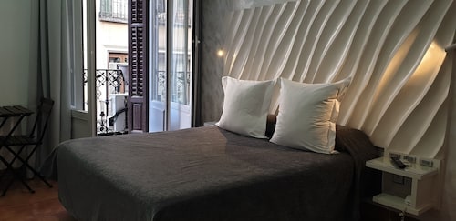 Hostal Las Fuentes - Adults Only